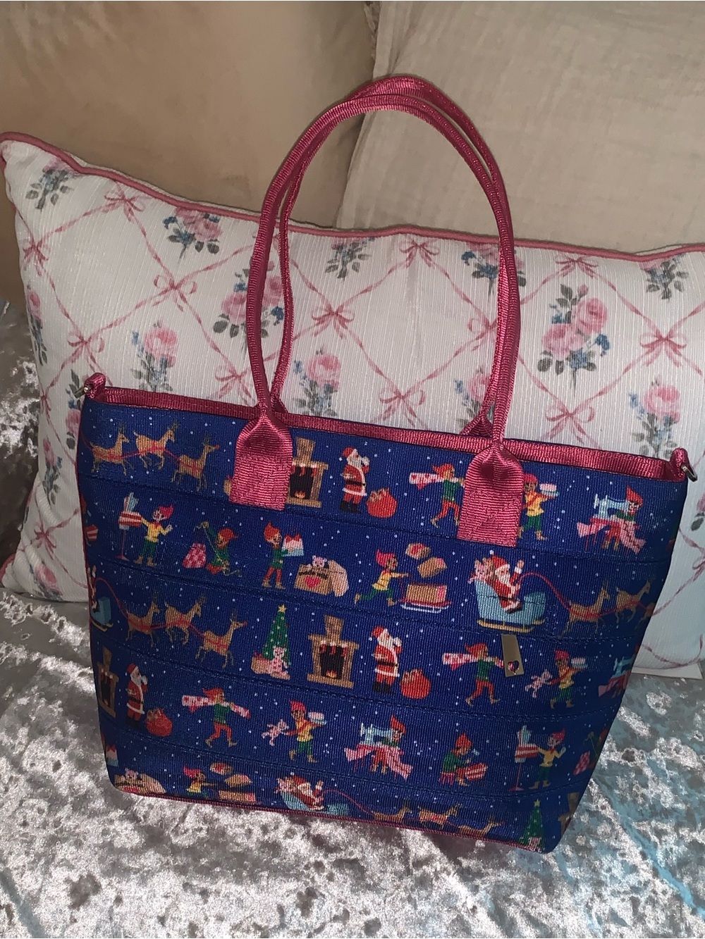 Harvey’s Seatbelt Christmas Santa Workshop Streamline Tote